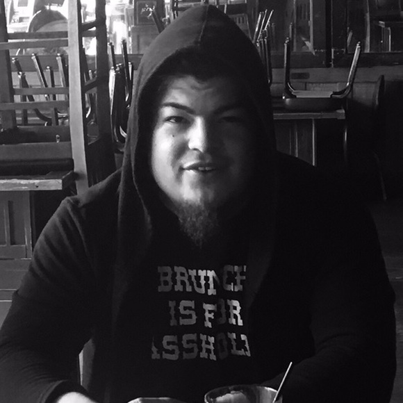 Meet your Posher, Antonio - Picture 1 of 1