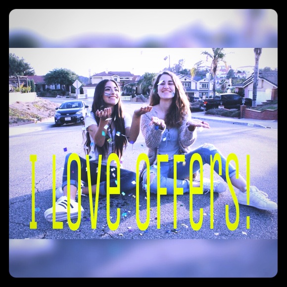 ❤️reasonable offers❤️