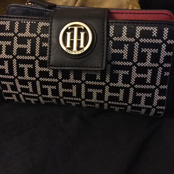 Wallet - Picture 1 of 1