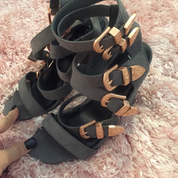 NWOT Nasty Gal suede ankle booties