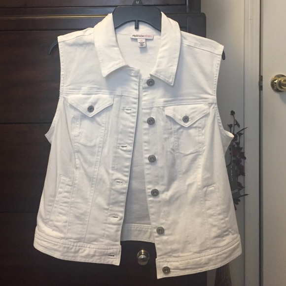 Style & Co Denim Sleeveless Vest