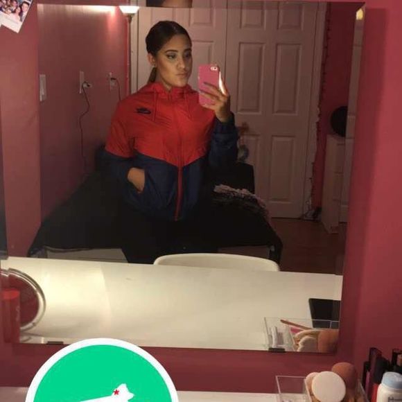 Meet your Posher, Kaitlyn - Picture 2 of 2