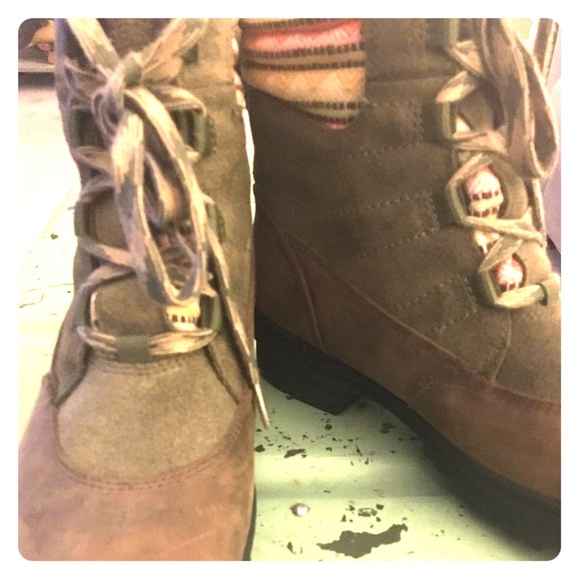 Keen hiking boots