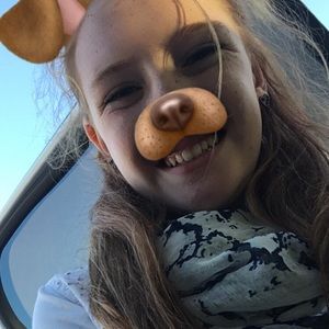 Meet your Posher, Abbie