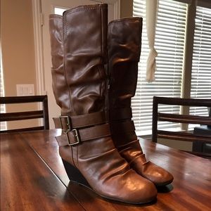 Brown wedge slouchy boots
