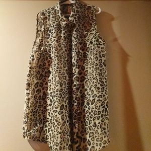 Sleevless shirt -- Trade or give a an Offer