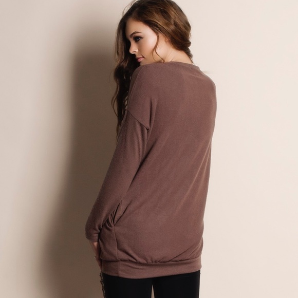 1HRSALE "Absent Traveler" Soft Fuzzy Sweater Top - Picture 4 of 4