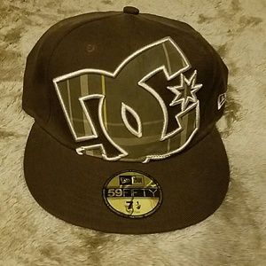 Men's Brown DC 59fifty Hat.