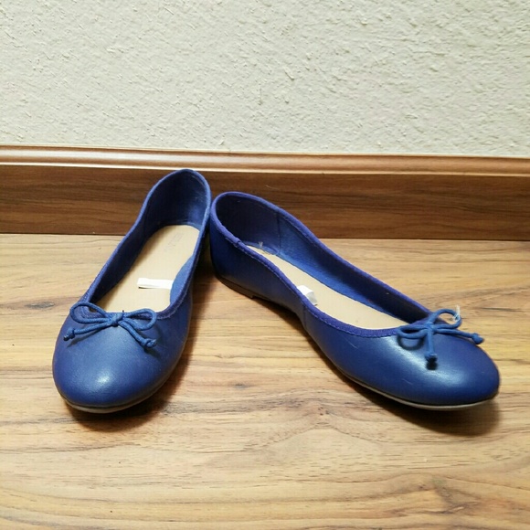 Mossimo blue ballet flats