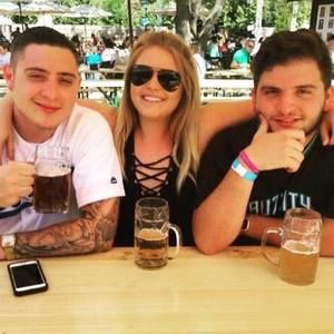 Meet your Posher, Ellie