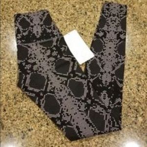 Lululemon Wunder Under High Rise 8