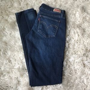 Levi's 524 jeans