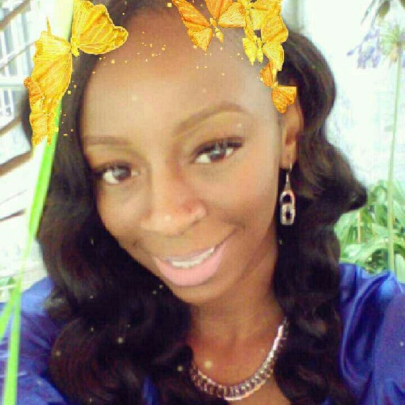 Meet your Posher, Lexus - Picture 2 of 3