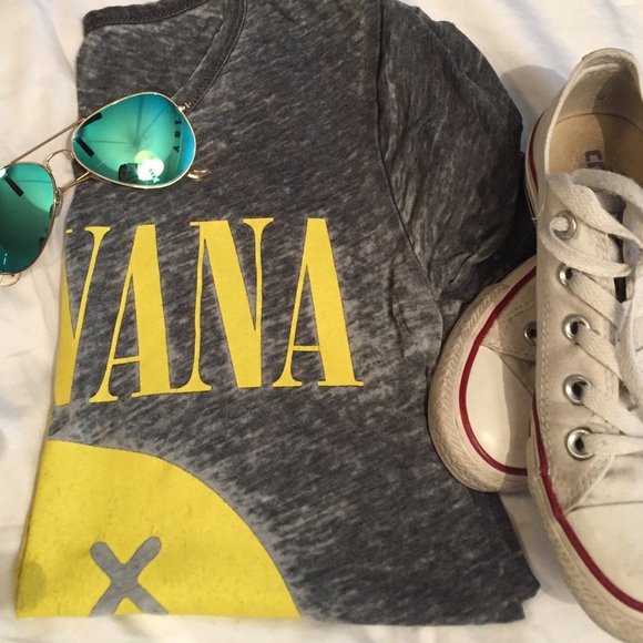 Distressed tee