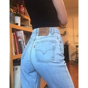 🚫SOLD🚫🎄Vintage 512 Light Wash Levi's 24🎄