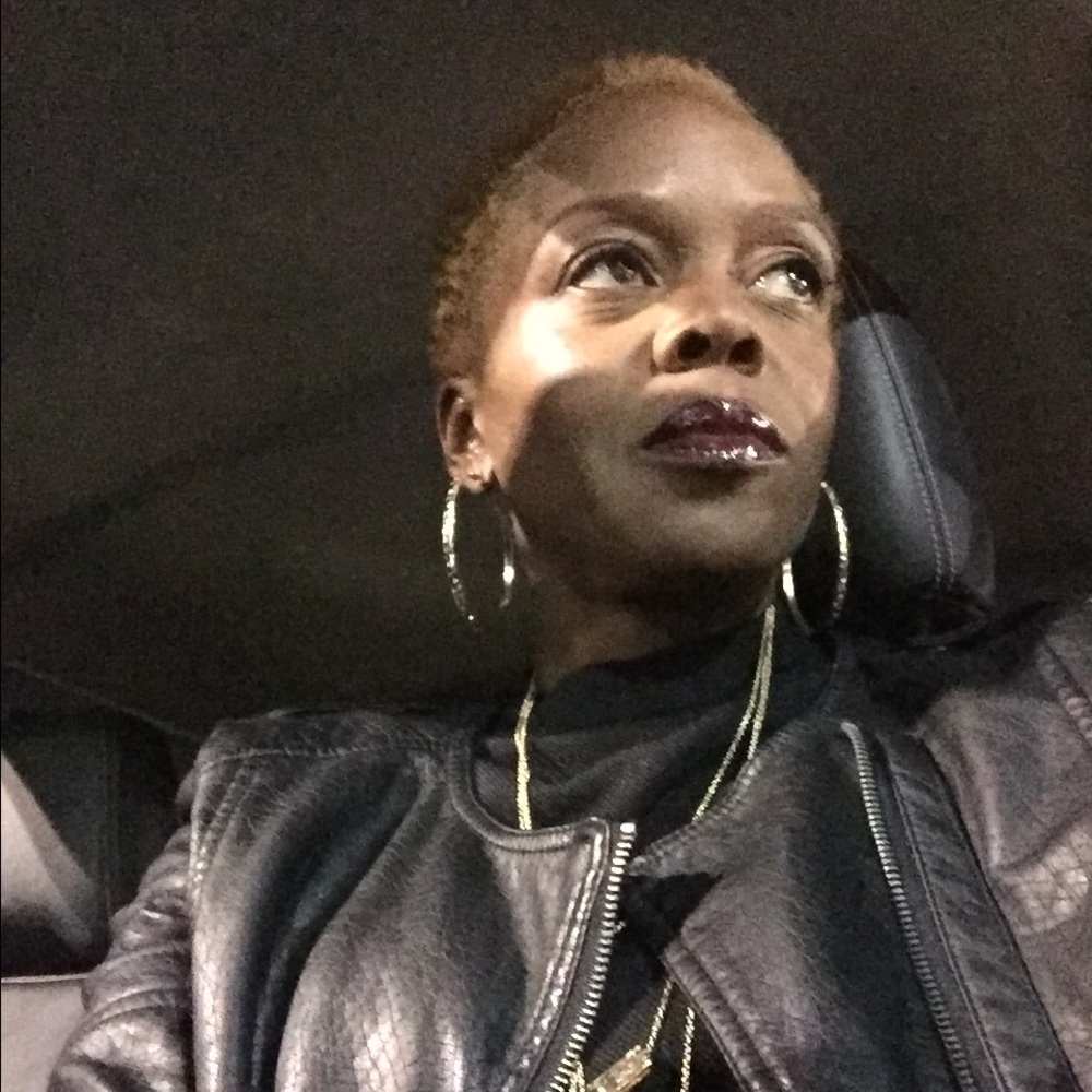 Meet your Posher, Juliet