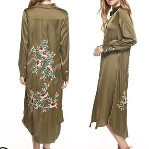 Silk embroidered robe/duster coat