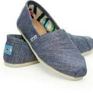 Toms Chambray Slip Ons