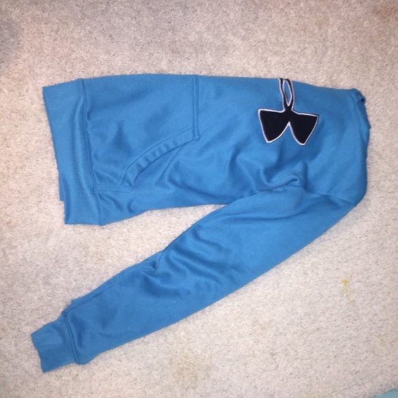 Underarmour hoodie❤️ - Picture 3 of 3