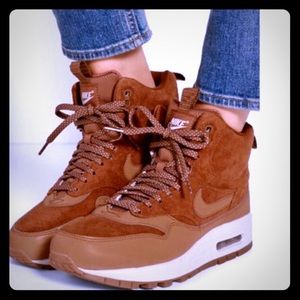 Nike Air Max suede and leather high top.