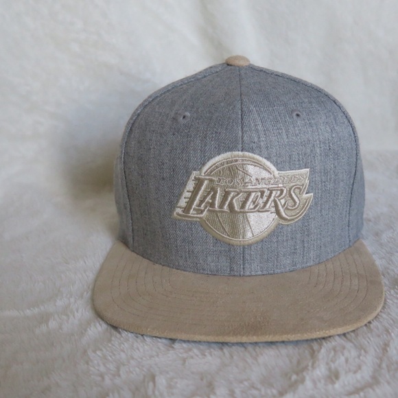 Mitchell & Ness Other - Mitchell & Ness Suede Lakers Hat