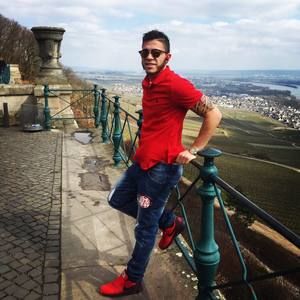 Meet your Posher, Geno