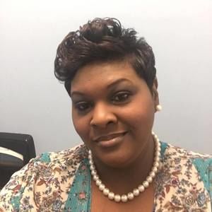 Meet your Posher, Jacqueline