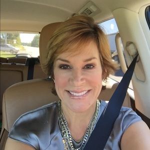 Meet your Posher, Lisa