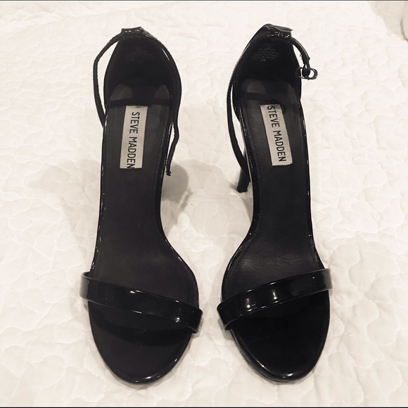 Never been worn 7 Black Steve Madden Stecy heels