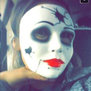 Meet your Posher, Dawn