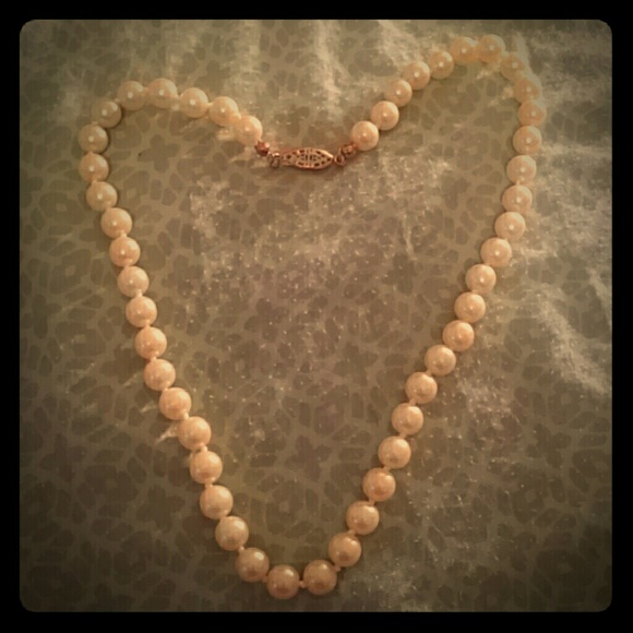 Avon Faux Pearl Necklace