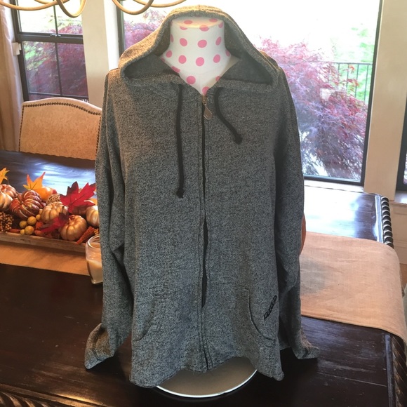 Volcom Sweatshirt.