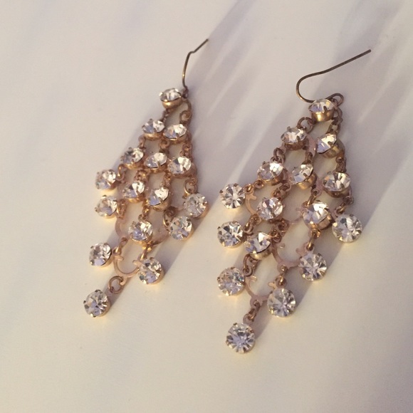 Chic Chandelier Earings