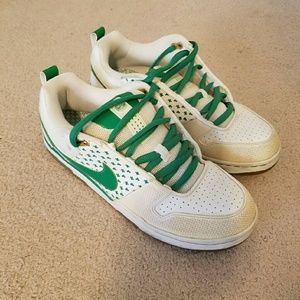 Nike SB Dunks Low Good Condition