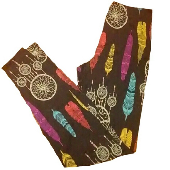 • Feather Leggings •