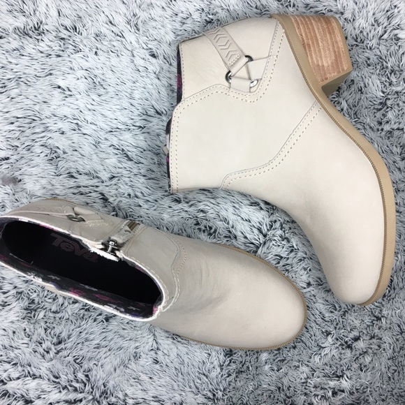 Teva boots