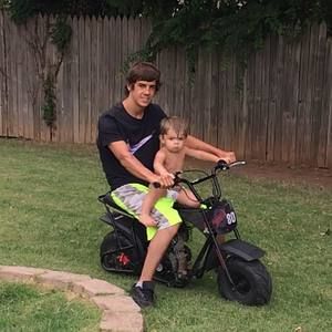 Meet your Posher, Stephen