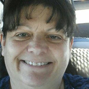 Meet your Posher, Carrie