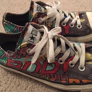 Converse Shoes - Vintage painted art Converse All Star Converse Shoes - Vintage painted art Converse All Star