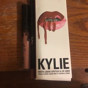 Kylie lip kit