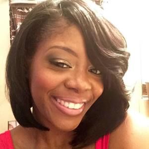 Meet your Posher, Yvette