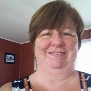 Meet your Posher, Rena