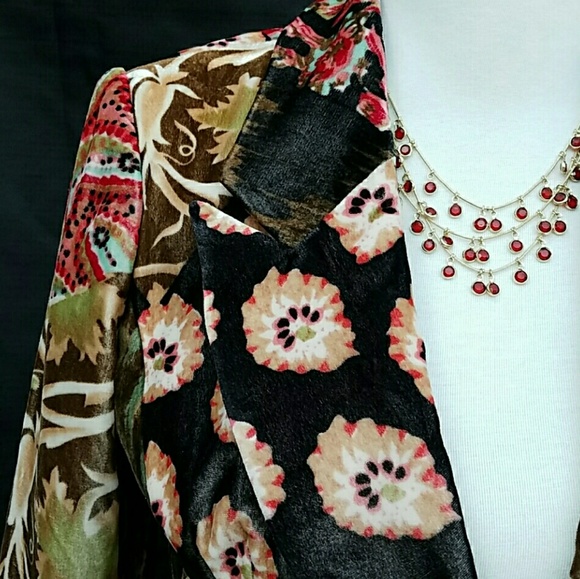 Jewel Button Velvet Blazer Jacket - Picture 1 of 4