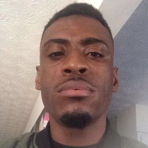 Meet your Posher, Devin