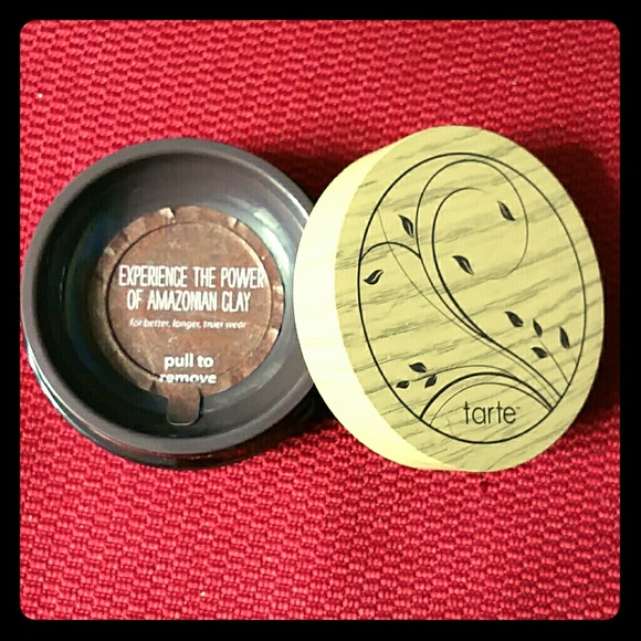 NEW Tarte Amazonian Clay Powder Foundatiom