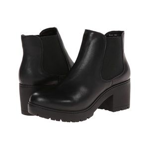 Steve Madden Rumi Boot