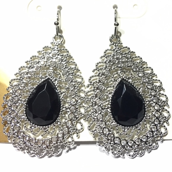 Jewelry - NEW hypoallergenic earrings