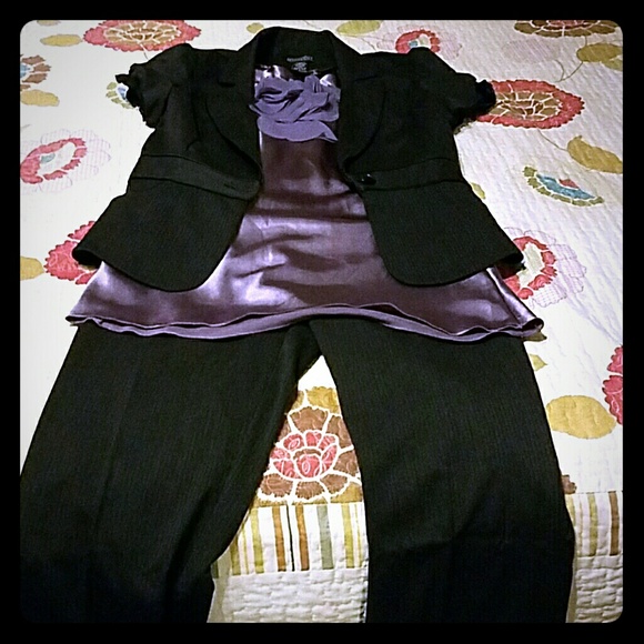 women's business suit