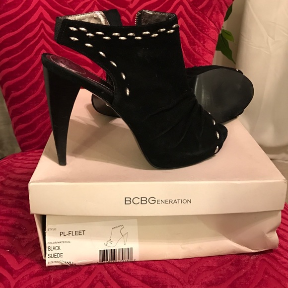 BCBG high heel peep toe shoe