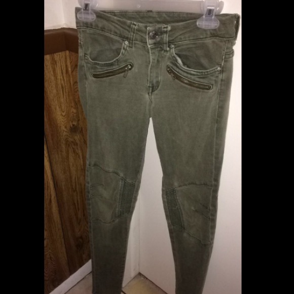 Green skinny Jeans
